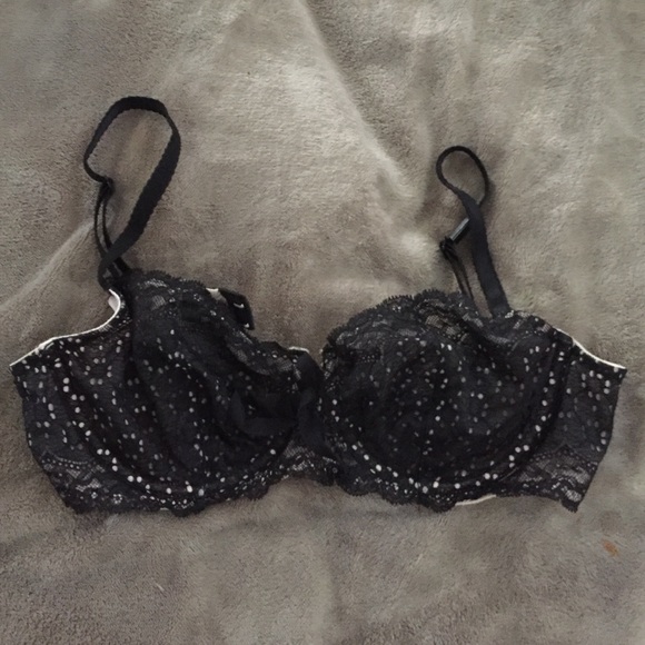 Victoria secret bra. 36C