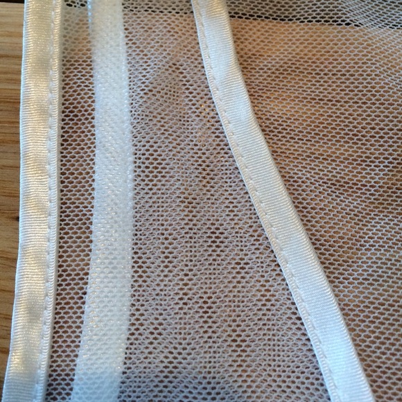 ❤️❤️❤️SOLD❤️❤️❤️BANANA REPUBLIC TOP - Picture 4 of 4