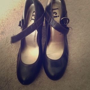 L.E.I. Short heels.