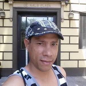 Meet your Posher, Wilfredo