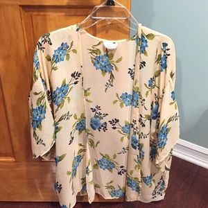 La hearts floral kimono