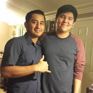 Meet your Posher, Carlos