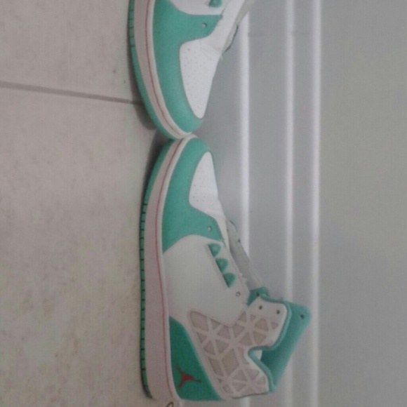 Jordan Sneakers