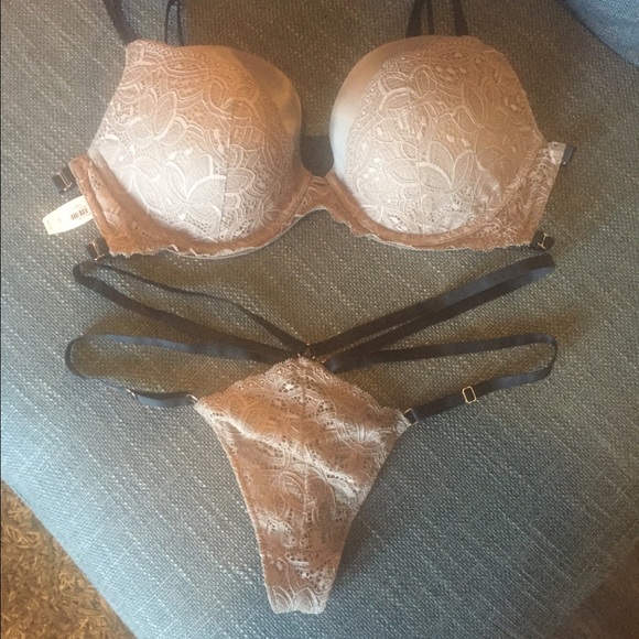 Victoria's Secret Other - NWT VS BRA&PANTY 38C/L