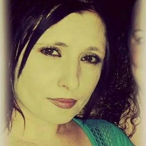 Meet your Posher, Carrie