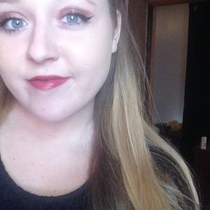 Meet your Posher, Amber