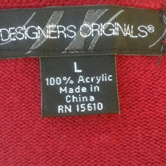 Red sweater material top. Sleeveless. Size L - Picture 4 of 4