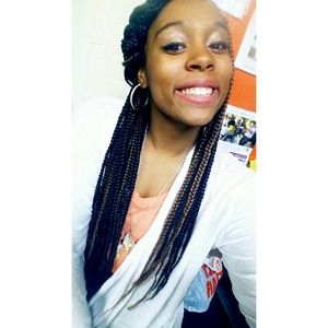 Meet your Posher, La'monica