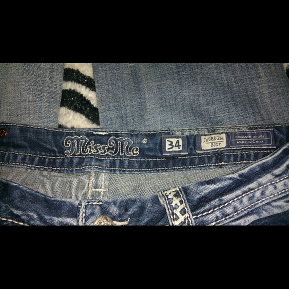 Size 34 Miss Me jeans