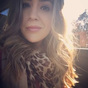 Meet your Posher, Tara