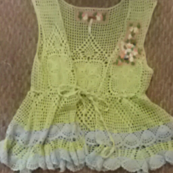 Free People crochet tie front vest size small