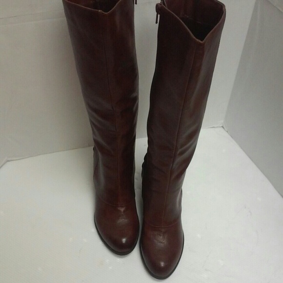 NEW FERGALICIOUS BY FERGIE TOIL 2 BROWN BOOTS