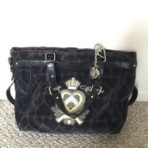 Juicy velvet shoulder bag