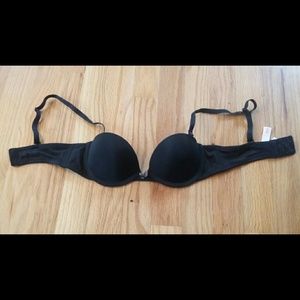 Black convertible strapless bra 32A