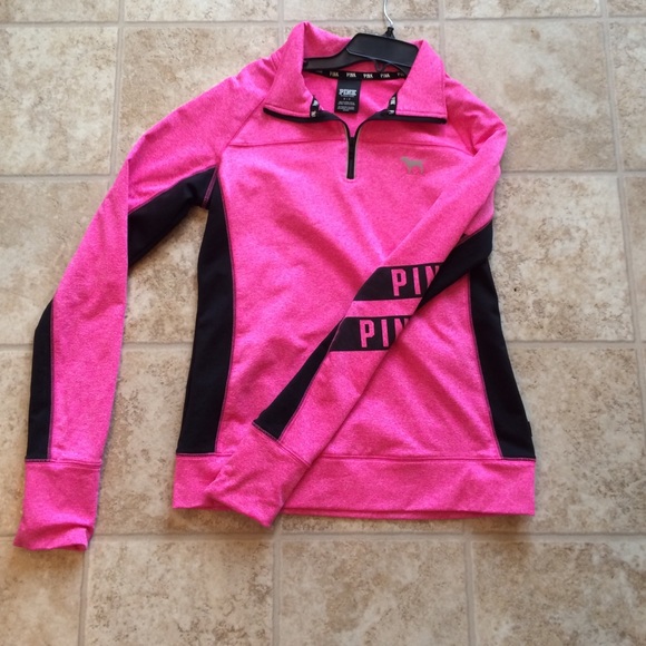 VS ultimate half zip