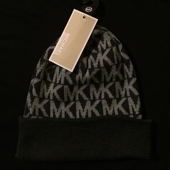 Authentic Michael Kors Signature Knitted Hat
