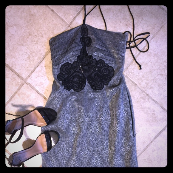 Bebe appliqué open back cocktail dress ❤️