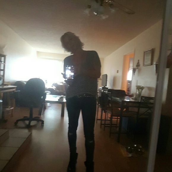 Meet your Posher, Michelle - Picture 2 of 2