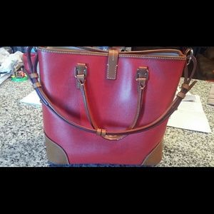 Dooney & Bourke  purse
