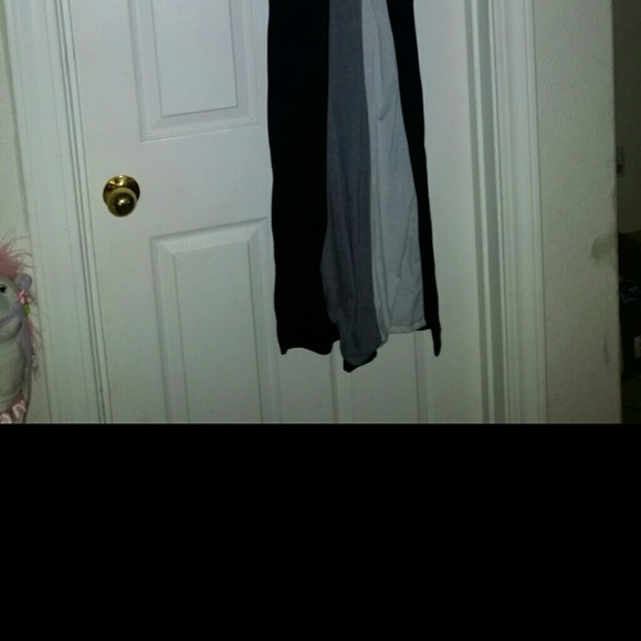 Black maxi dress - Picture 2 of 3