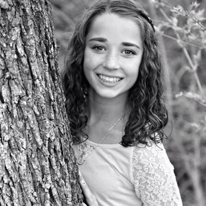 Meet your Posher, Ella