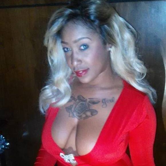 Meet your Posher, Ayanna