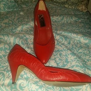 Vintage Dior spicy red heels!