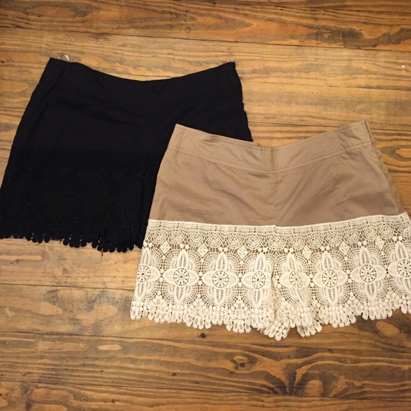 Linen & lace shorts