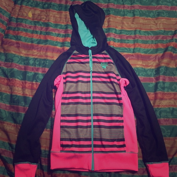 Nike Sweaters - Nike