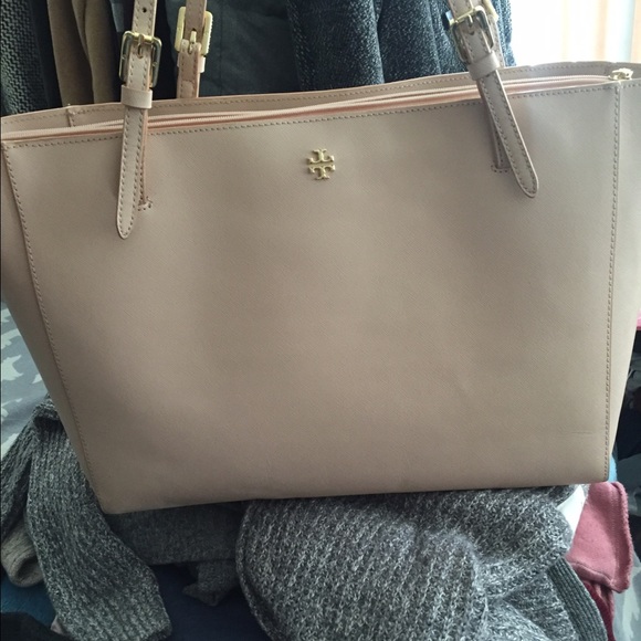 💥SOLD💥 Tory Burch York Buckle Tote - Picture 3 of 4