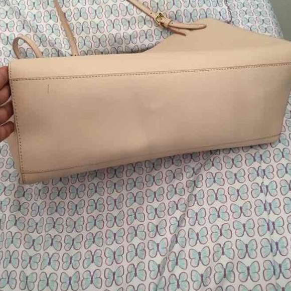 💥SOLD💥 Tory Burch York Buckle Tote - Picture 4 of 4