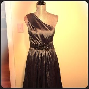 Gorgeous gray full length dress