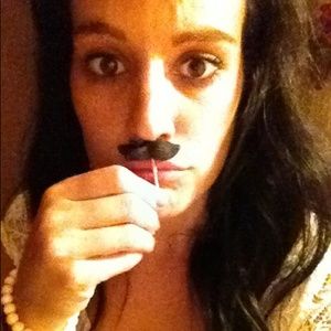 Meet your Posher, Lisa