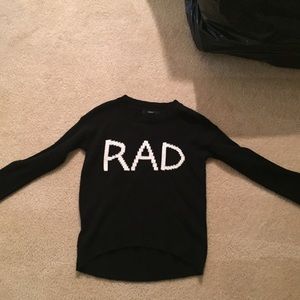 Cozy edgy sweater! Perfect for the fall season