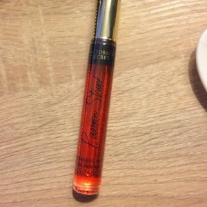 Victoria's Secret fragrance mist