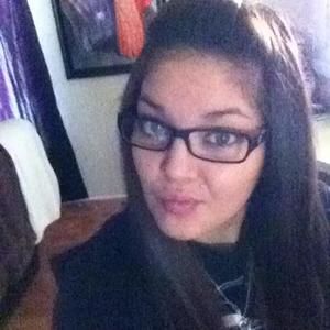 Meet your Posher, Lilia