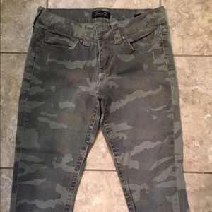 Super cute seven jeans!!!