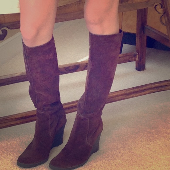 ❗❗️️FINAL REDUCTION❗️❗️Calvin Klein Suede Boots