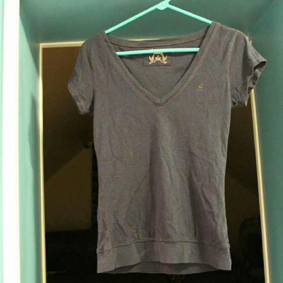 Simple Old Navy vneck