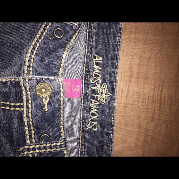 Capri Pants - Picture 3 of 3