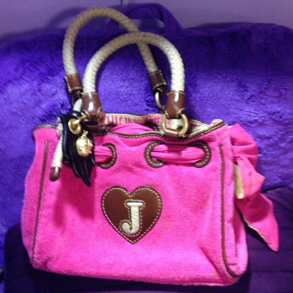 Juicy Couture small bag ((good for kids))