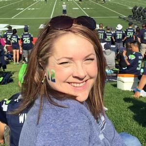 Meet your Posher, Carrie