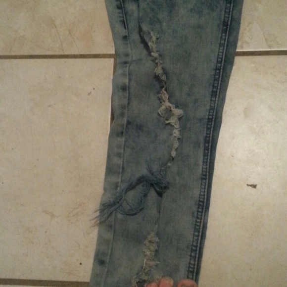 Jeans - Picture 3 of 4