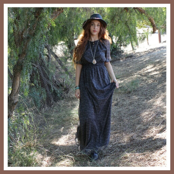 ♻ Boho Maxi - Picture 3 of 4