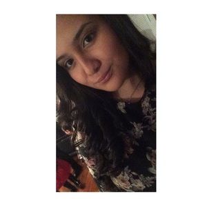 Meet your Posher, Fatima