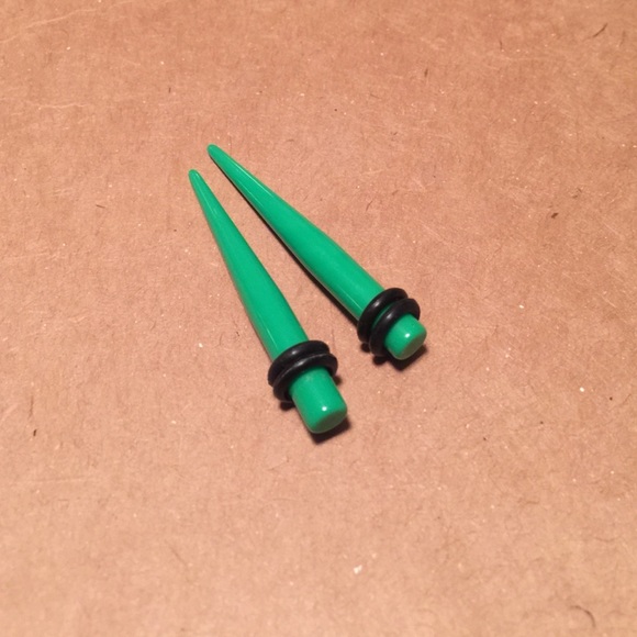 4g Gauges - Picture 1 of 1