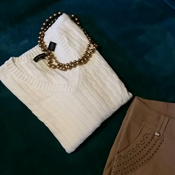 Women’s White Cotton V Neck Sweater