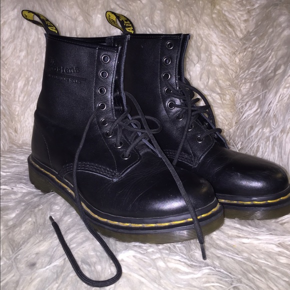 HOLD - Dr. Martens 1460 Lace Up Boots