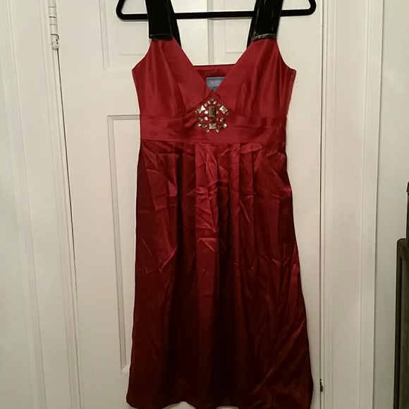 *Vera Wang silky crystal dress