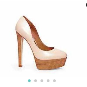 Beautiful Steve Madden Daeva Pumps